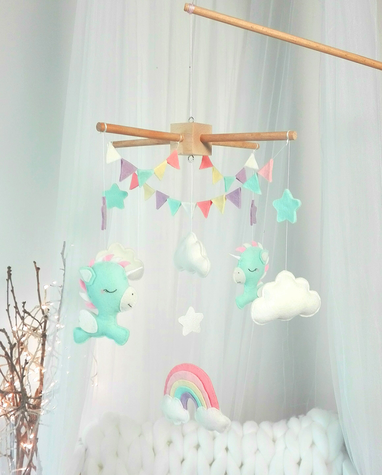 Mobile Pour Bebe Licorne Et Arc En Ciel Dodonaturel Fr