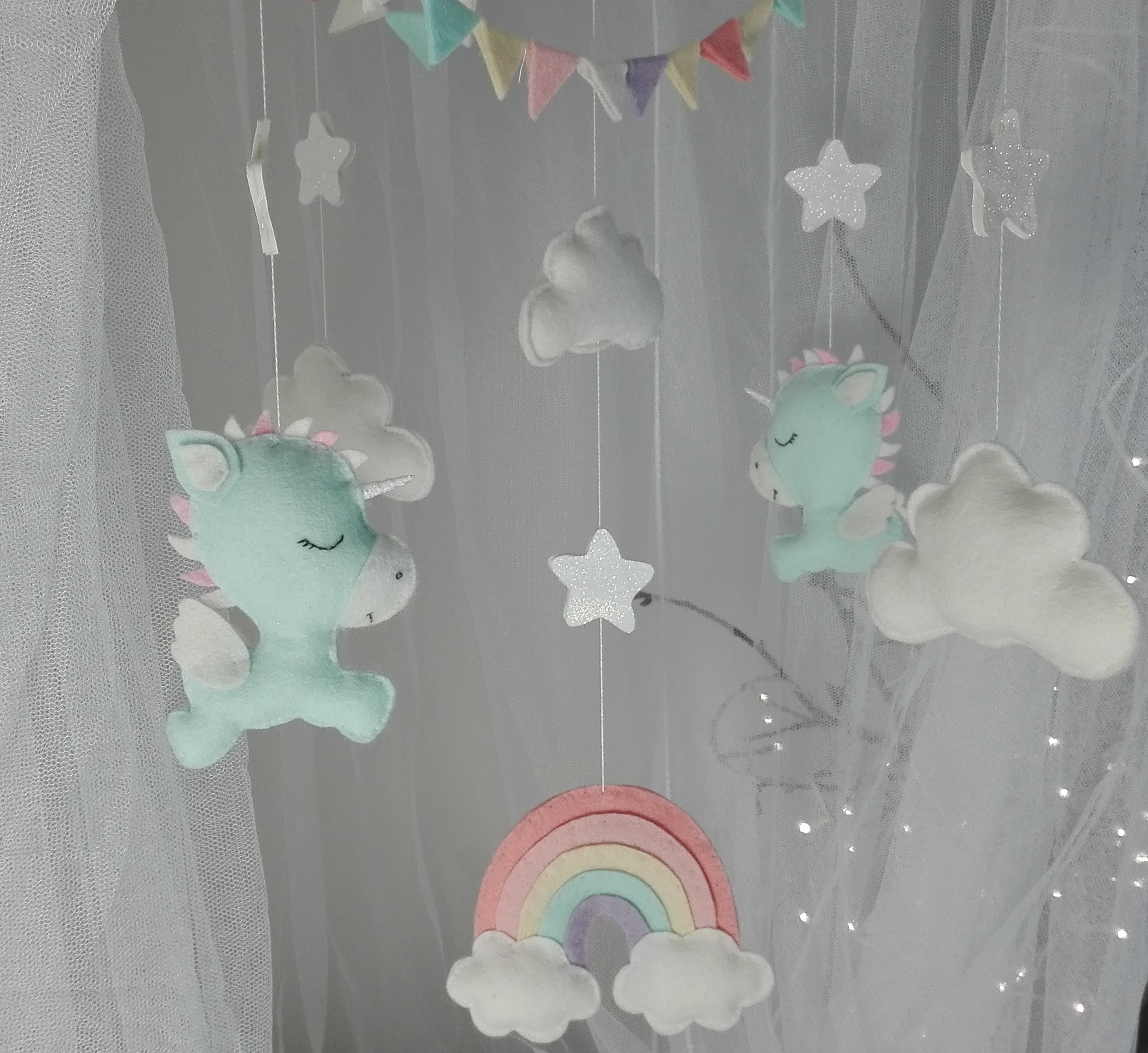 Mobile Pour Bebe Licorne Et Arc En Ciel Dodonaturel Fr