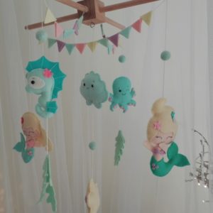 Mobile Pour Bebe Licorne Et Arc En Ciel Dodonaturel Fr