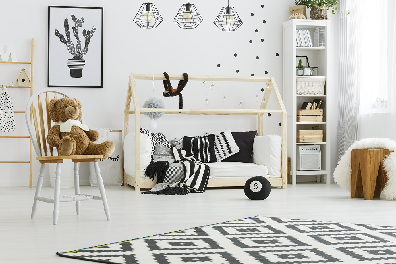 Chambre enfant lit cabane Montessori