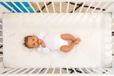 L'extraordianaire matelas bambou pour les bébés. La housse Bambou, lavable et recyclable. Confort et écologie. Le matelas en bambou bio