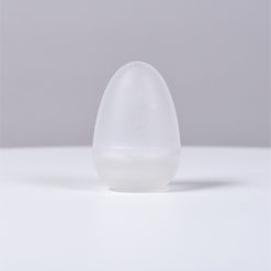 un œuf de manipulation permet d’accueillir une téterelle d’avance pour la conserver et l’insérer sans avoir à la toucher avec les doigts.