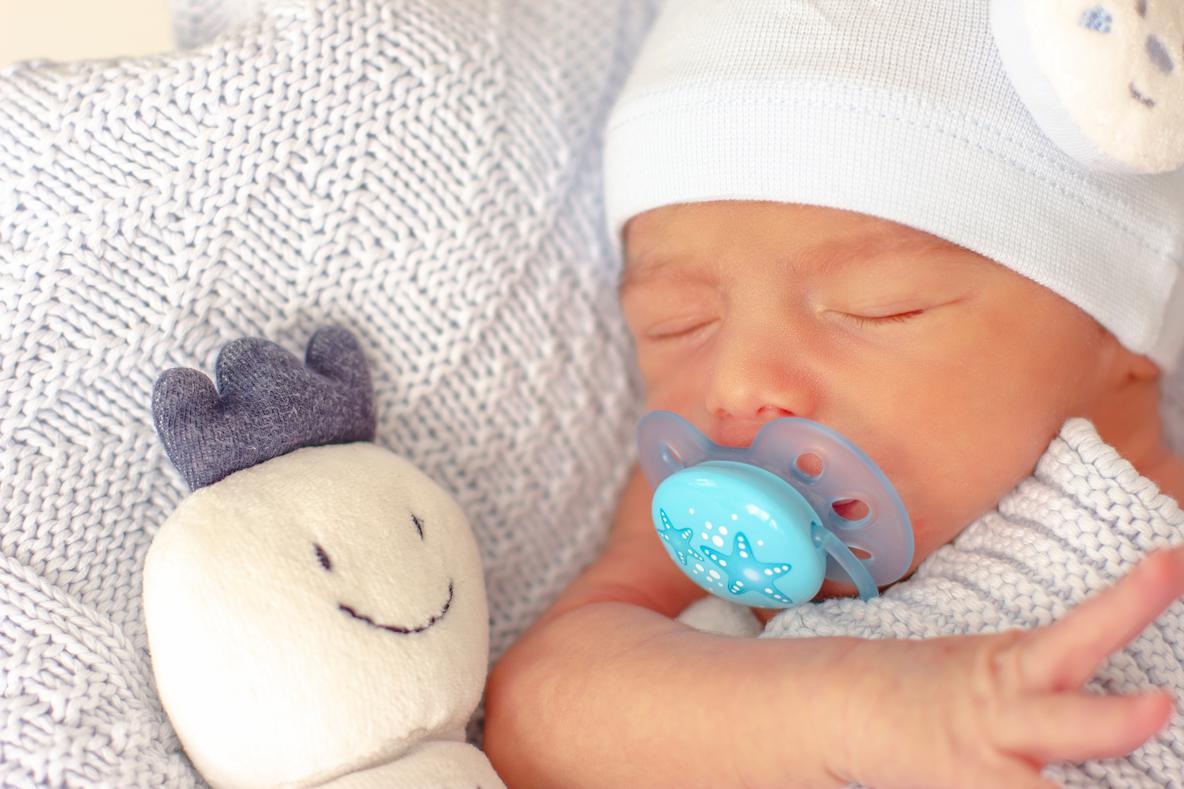 3 astuces de sucette pour bébé allaité. –