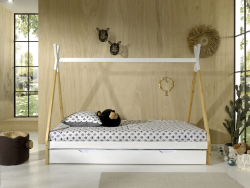 Cette combinaison TIPI se compose du lit TIPI (90 x 200 cm) élevé avec lit tiroir blanc.