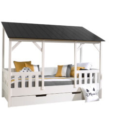 Cette combinaison HOUSEBED consiste d'un lit avec le toit en noir (90x200), un sommier et un matelas lit cabane HOUSEBED toit noir