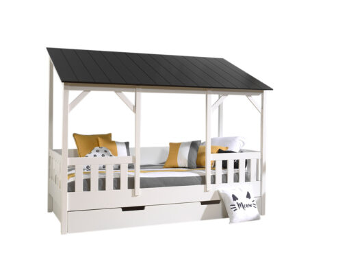 Cette combinaison HOUSEBED consiste d'un lit avec le toit en noir (90x200), un sommier et un matelas lit cabane HOUSEBED toit noir